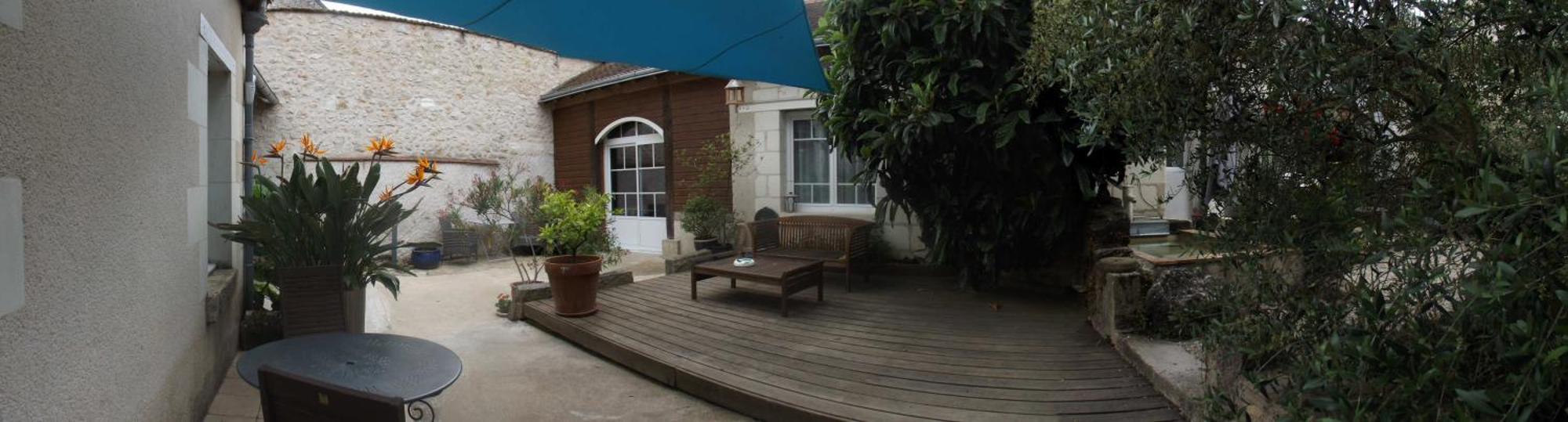 Suite Luzilloise Luzille Exterior photo